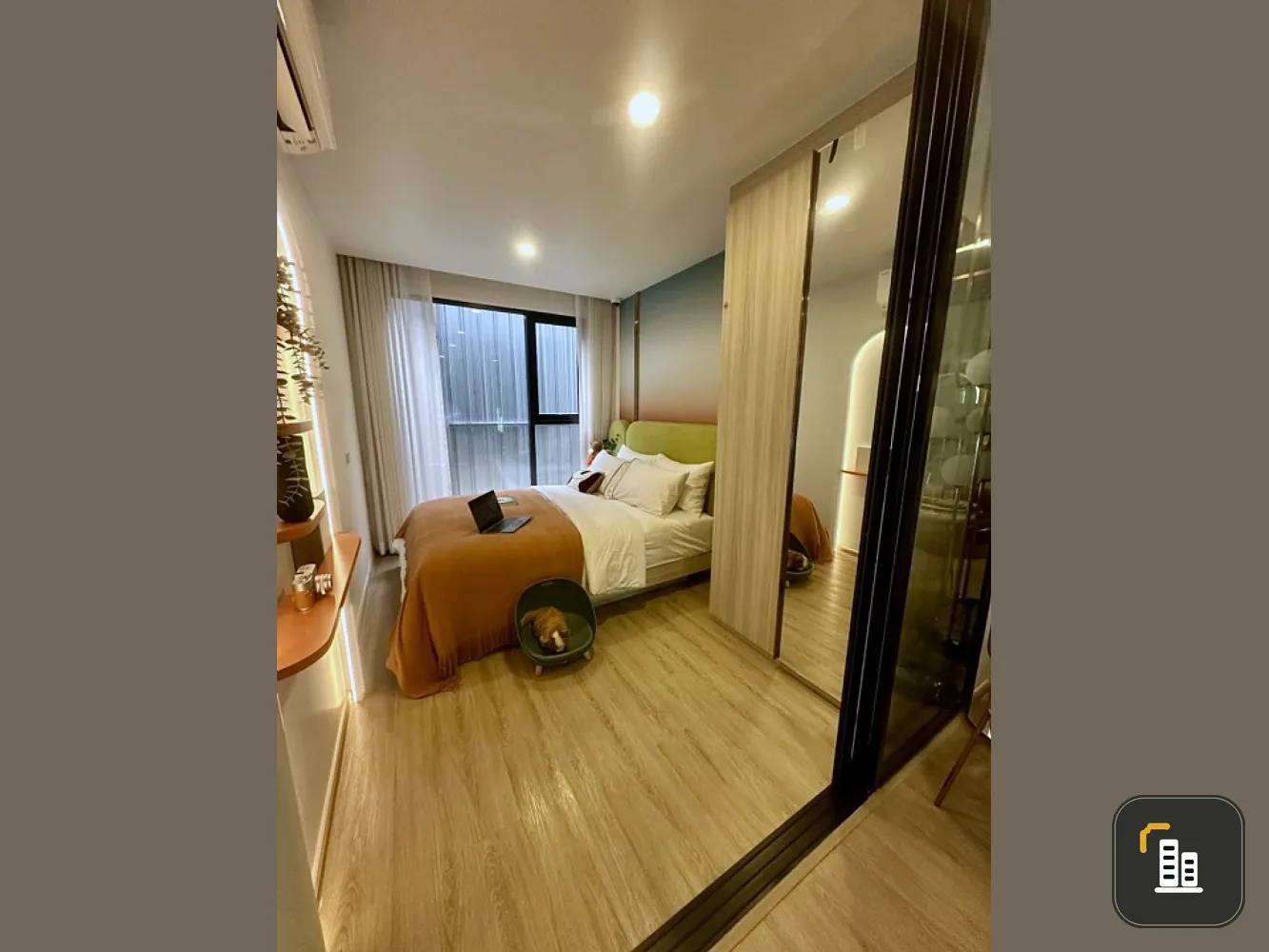 Down payment sale for Origin Play Bang Khun Non Triple Station, 9th floor, good project, worth living in, reserve now.