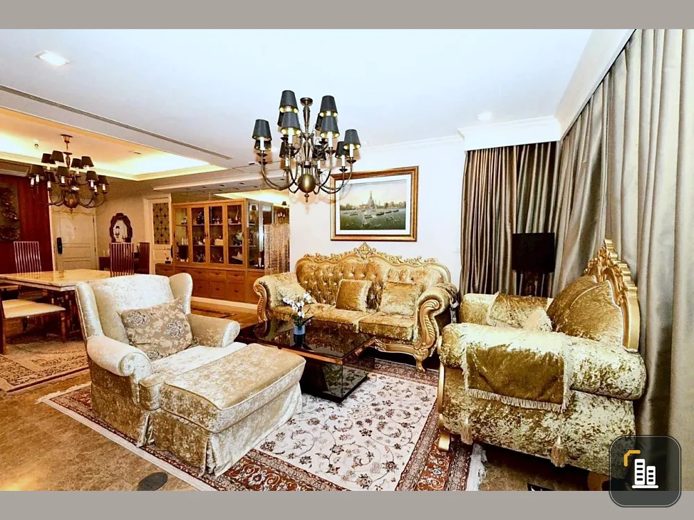 Urgent sale, Sathorn Gardens, large room, comfortable living, plenty of usable space, fully furnished, ready to move in with just your suitcase.