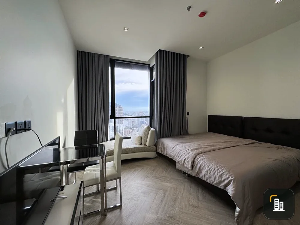 For rent: Chapter Charoennakhon-Riverside, 42nd floor, pine tree view, fully furnished, ready to move in