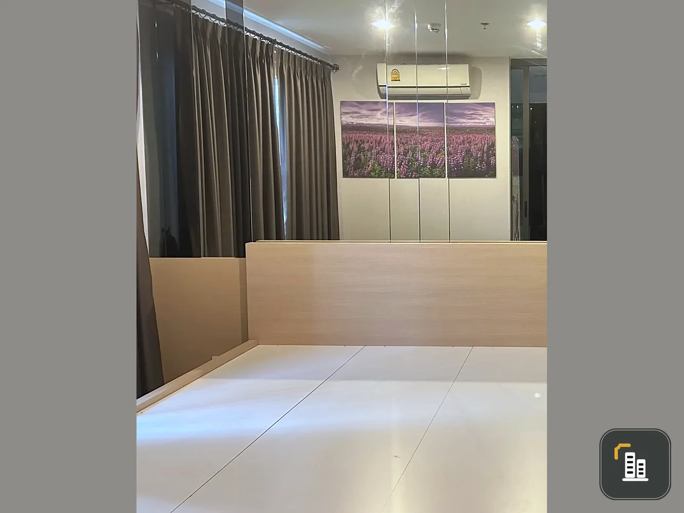 Life Pinklao condo for sale, spacious room, ready to move in, just bring your bags and come. Hurry and reserve now before it's too late.