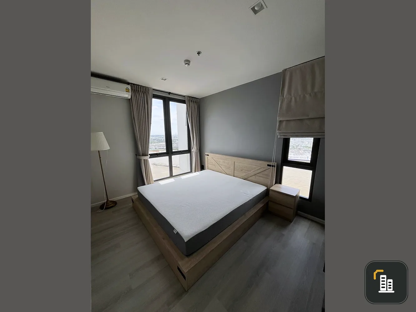 For rent: The Key Rama 3, large room, comfortable living, lots of usable space, 26th floor, river view. Hurry and reserve before you miss your chance.