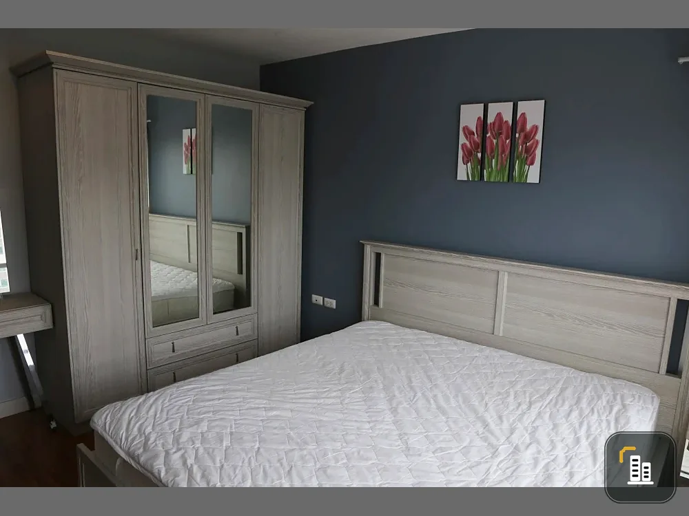 Urgent sale! Thana Arcadia, corner unit with 2-sided view, comes with usable space. Don't miss out, you'll regret it.