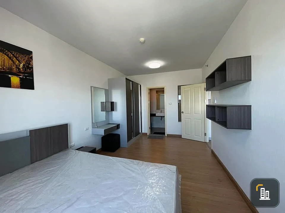Condo for sale Supalai Mare Pattaya, ready to move in, fully furnished, spacious and comfortable, reserve now!