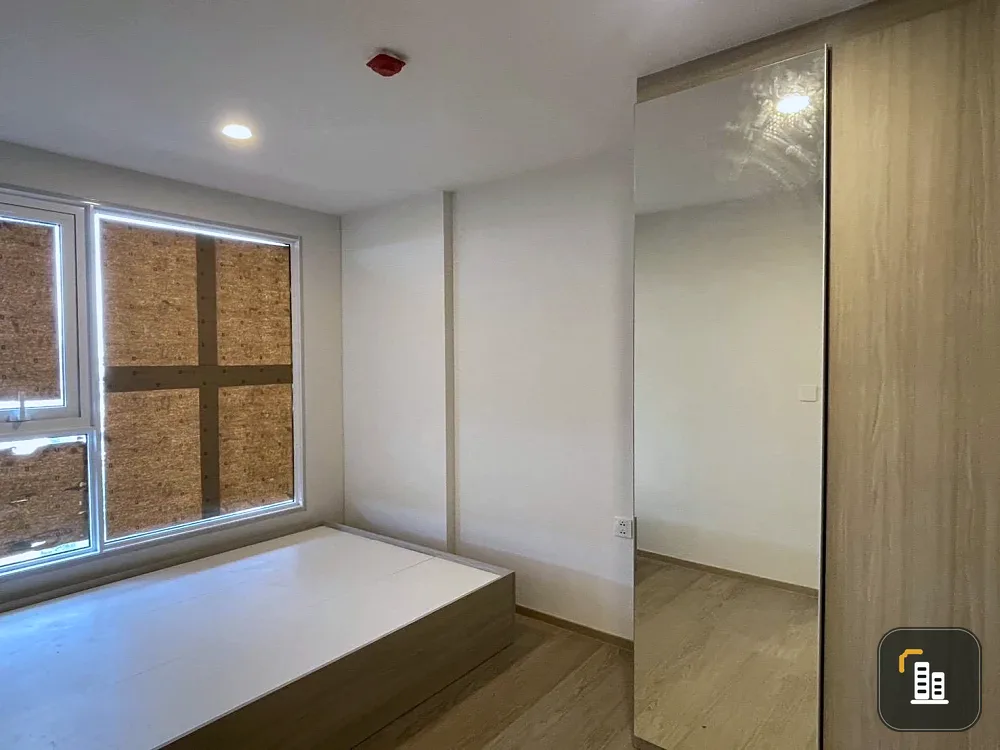 For sale: The Origin Phahonyothin 57, 5th floor, wide view, room location next to fire escape, Building B (Pet Friendly), reserve now.