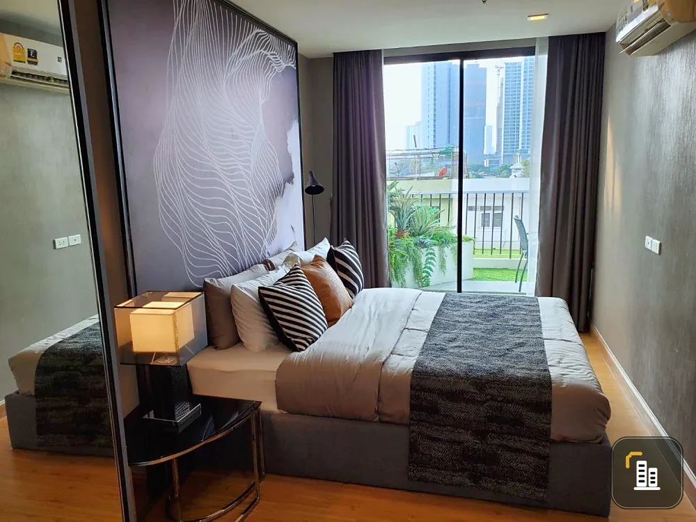 For rent: Pela Wutthakat, spacious room, comfortable living, fully furnished, hurry and reserve now.