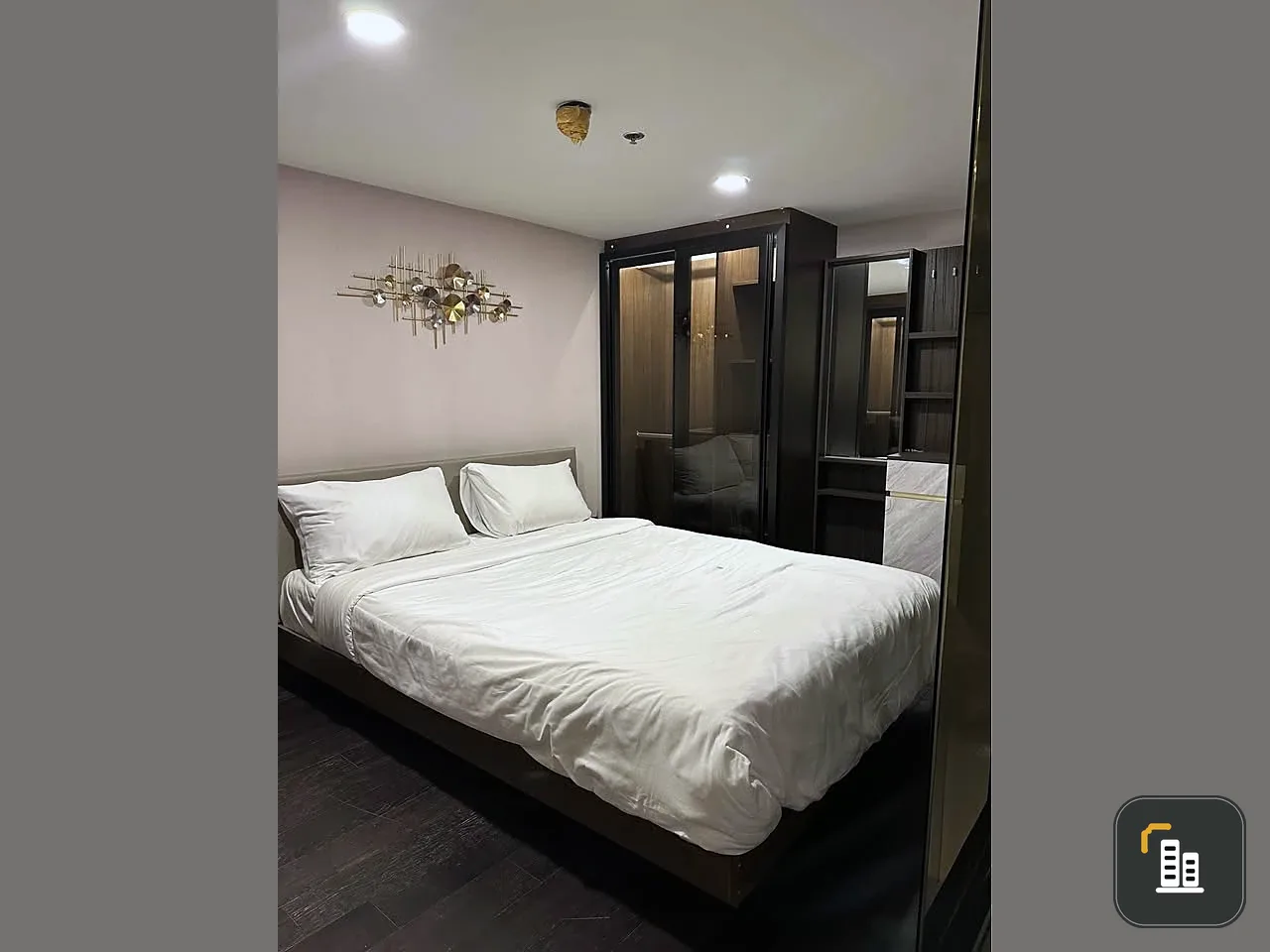For sale or rent: Park Origin Thonglor Duplex, very high floor, fully furnished, ready to move in, hurry and reserve now!