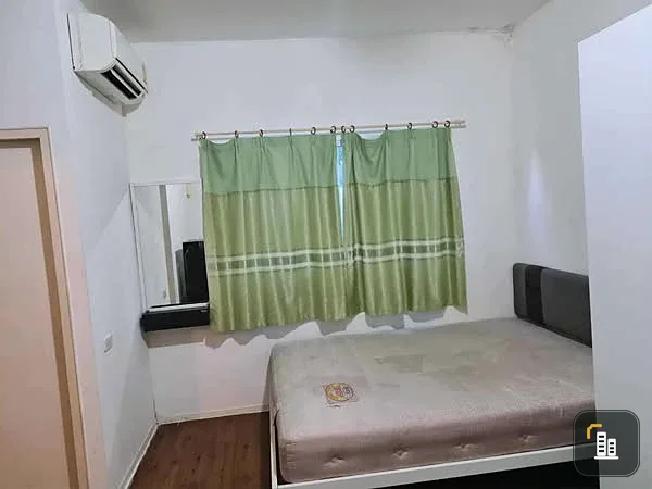 For sale: Lumpini Condotown Chonburi - Sukhumvit. Fully furnished room. Ready to move in. Hurry and reserve now before it's too late.