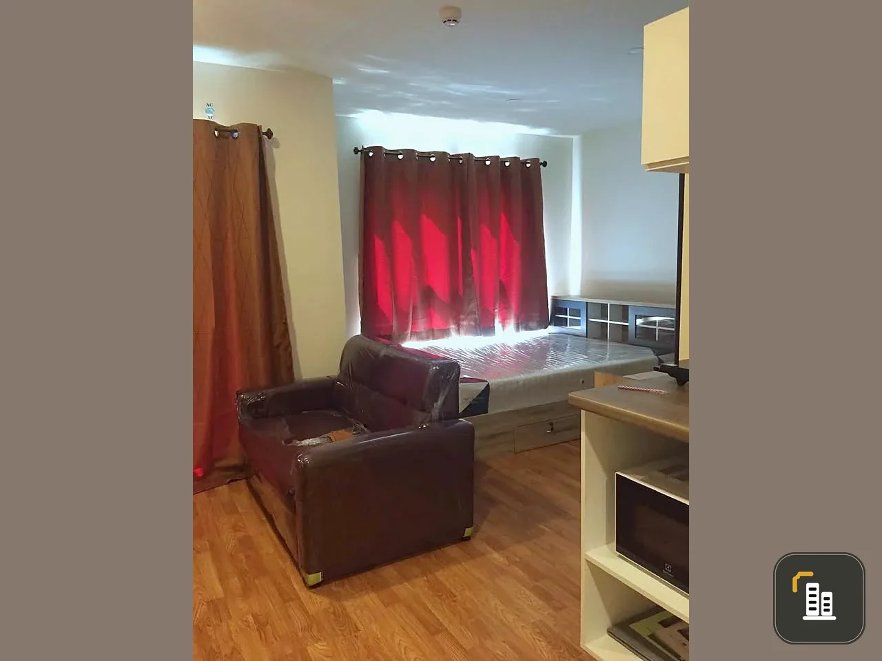 For sale Lumpini Ville Ratburana-Riverview 2, empty room, not very high floor, hurry to reserve.