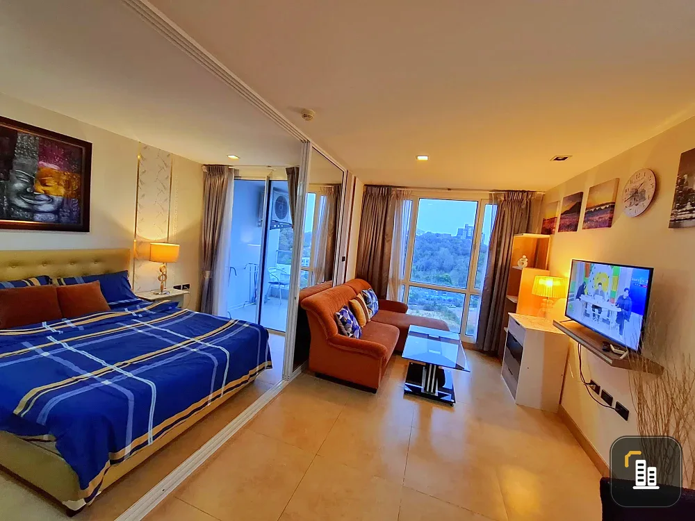 For sale or rent: The Cliff (South Pattaya) on Pratumnak Hill, Pattaya. Fully furnished room with beautiful sea view. Reserve now!