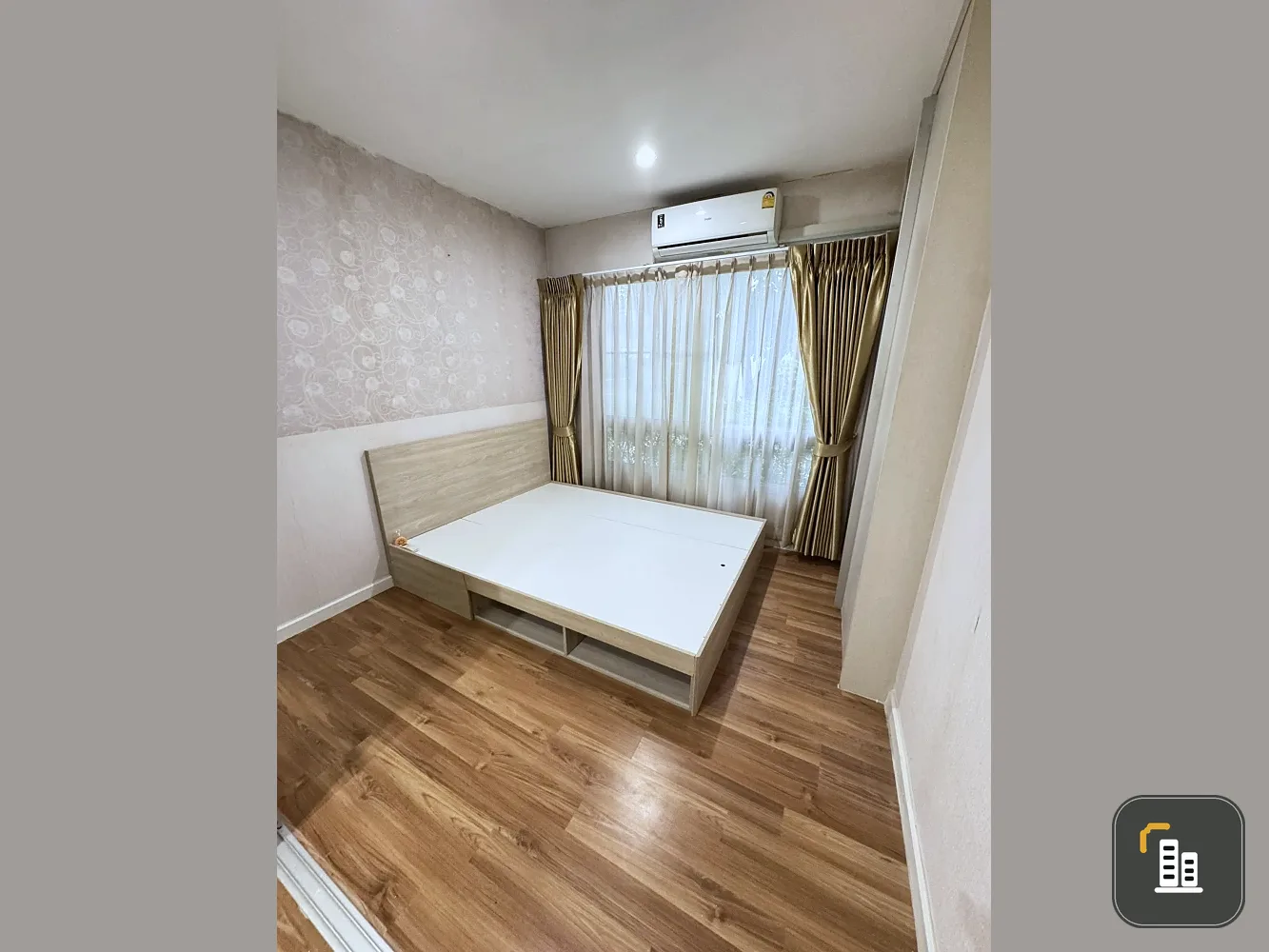 For Sale: V Condo Lat Krabang