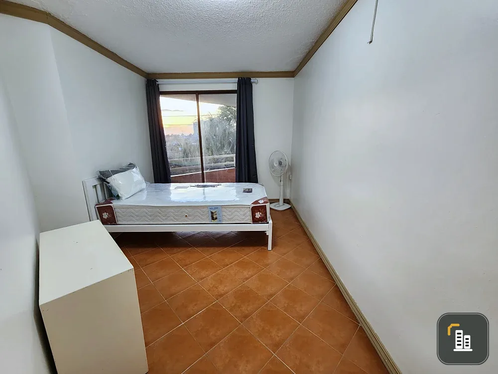 For sale: Angket Condominium, 2 bedrooms, 2 bathrooms, plenty of living space, fully furnished, don't miss out!