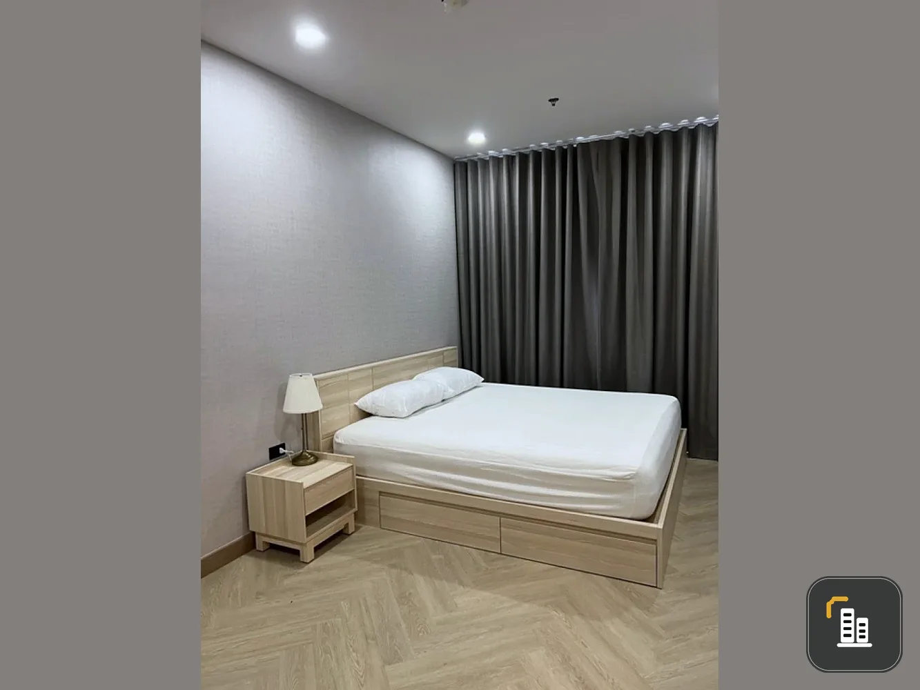 For sale/rent Supalai Loft, Fai Chai Intersection, 2 Bed/2 Bath, fixed parking, 22nd floor, high floor, open city view, don't miss it!