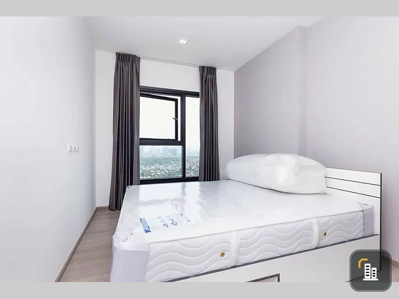 For rent The Base Petchkasem, the largest room in the project Lots of usable space Quality of life is definitely good. Urgent.