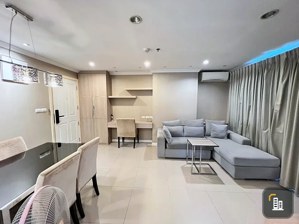 Condo for rent: Lumpini Place Rama 9–Ratchada, large room, plenty of usable space, comes with a great price. You must come and reserve now.