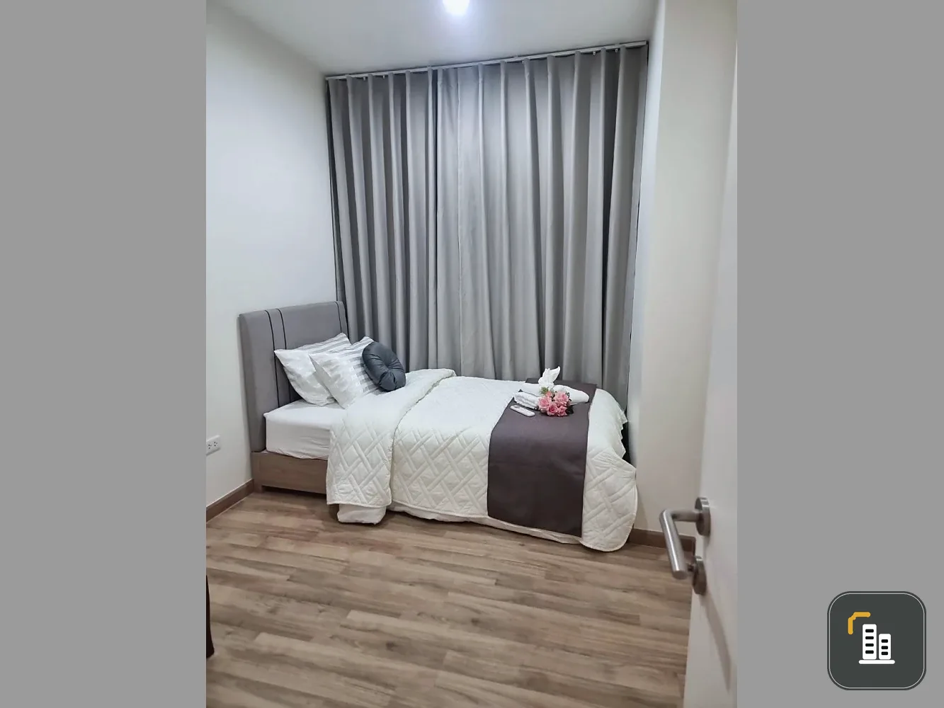 For rent: Niche Mono Charoen Nakhon