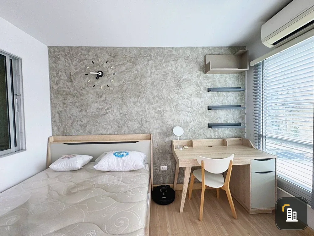 For sale or rent: You 2 Condo, 2nd floor, Building A, fully furnished, ready to move in.