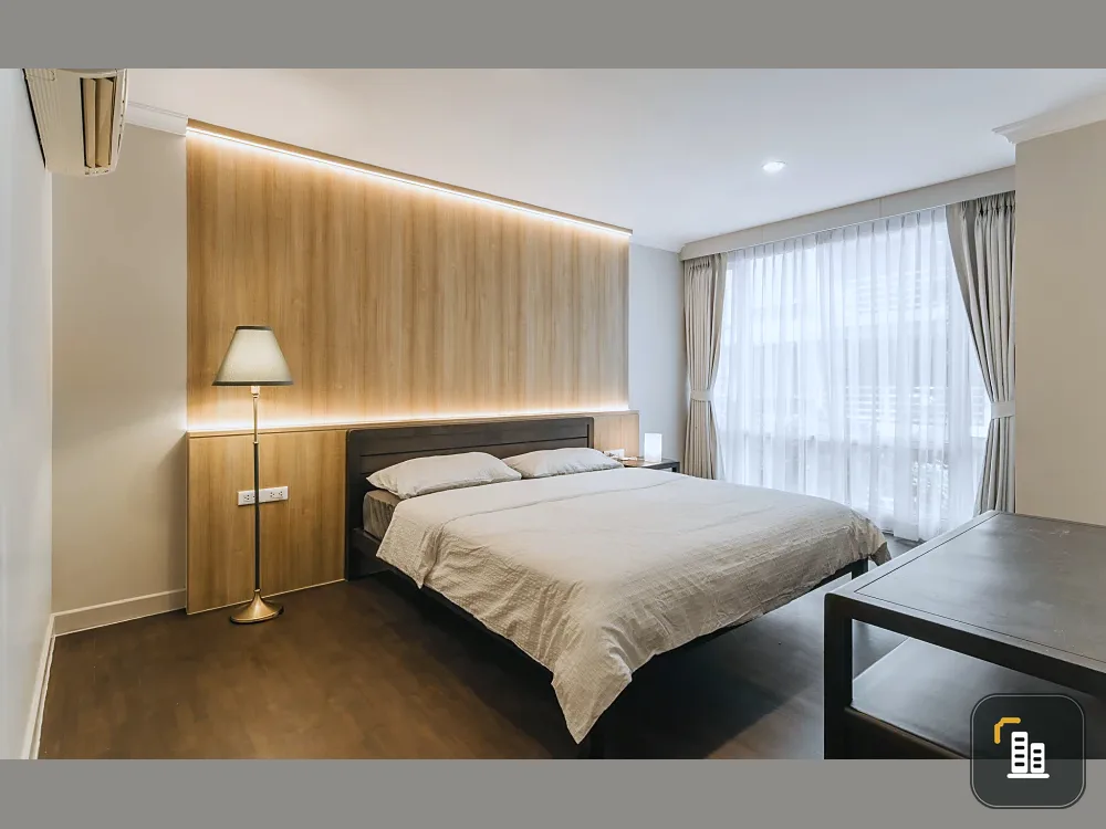For rent: BAAN SIRI Sukhumvit Soi 10, 3rd floor, garden view, quiet and private, well-furnished, reserve now!