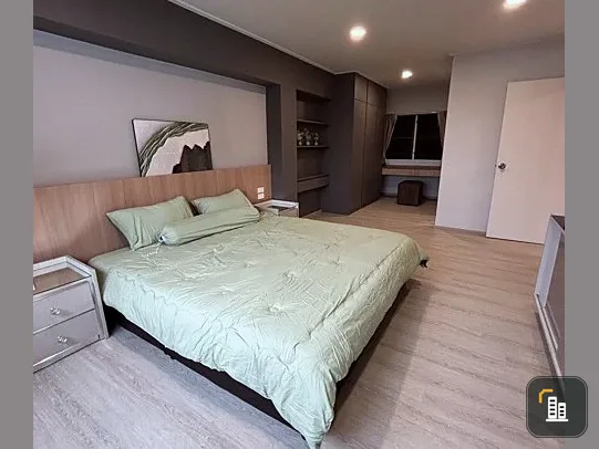 For rent: Thonglor Tower, very beautiful room, large size, 7th floor, open view, airy, room ready to move in immediately.