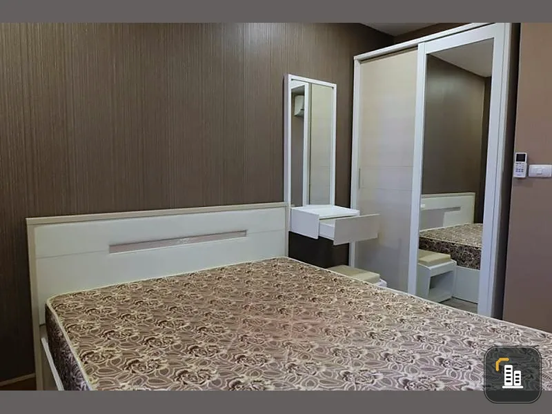 The Oscar Petchkasem 58 for rent or sale...fully furnished but you can move in in this room!!