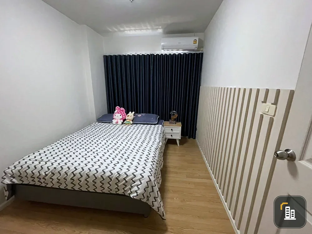 For sale: The Parkland Lite Sukhumvit – Paknam, fully furnished room, just bring your own luggage and move in. Has a balcony. If you're looking for so