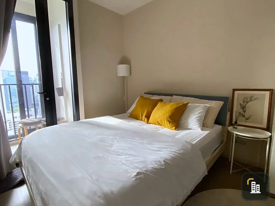 Ashton Asoke for rent, nice room, comes with furniture and appliances. Reserve now, don't miss out!