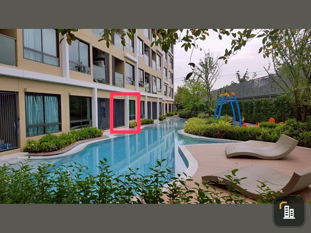 For sale: Polis Suksawat 64 Pool Access, you can get into the pool from the room, like staying at a resort every day, wide windows, get morning sun.