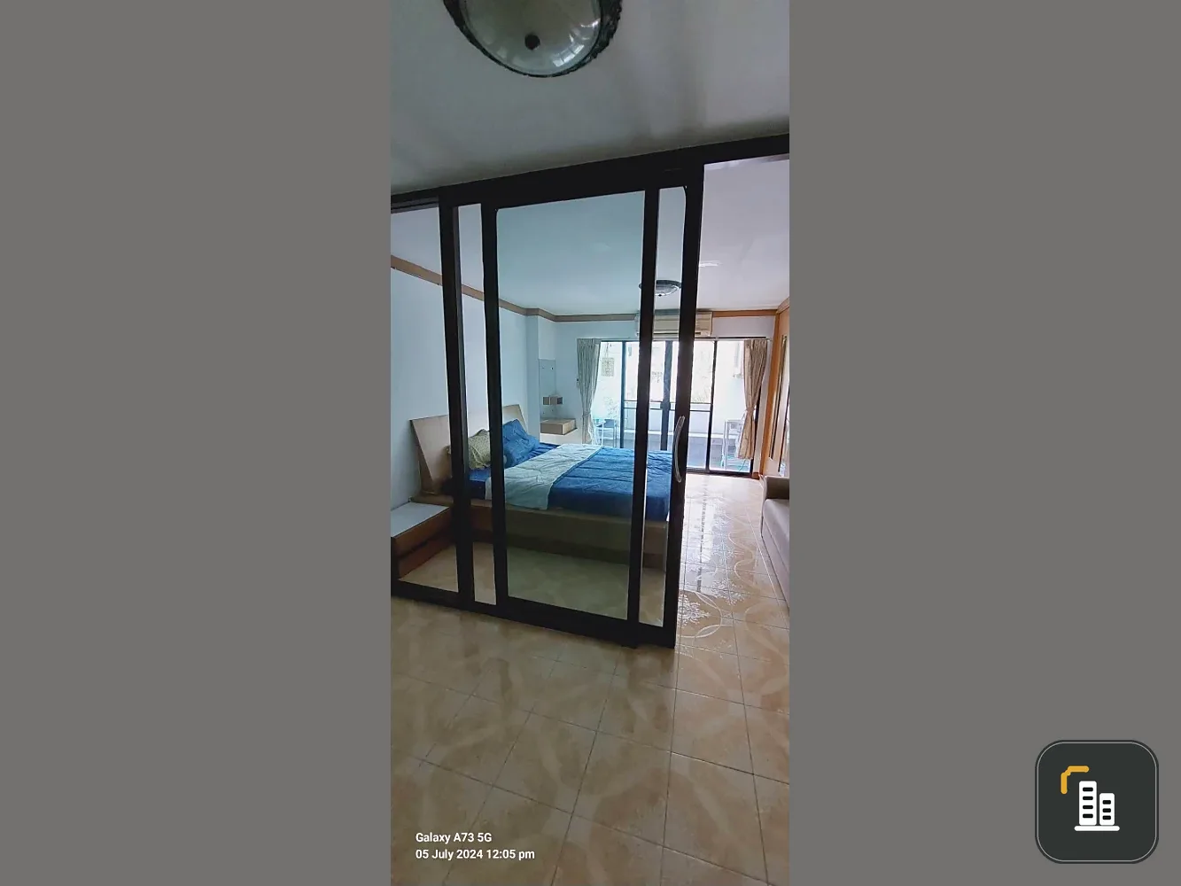 For rent: Champs Elysees Chaengwattana, spacious room, lots of usable space, good location, complete facilities, reserve now!