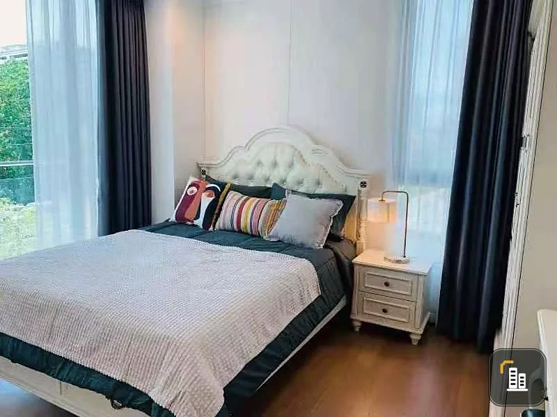 For sale: Supalai Oriental Sukhumvit 39, 2 bedrooms, 2 bathrooms, fully furnished, ready to move in.