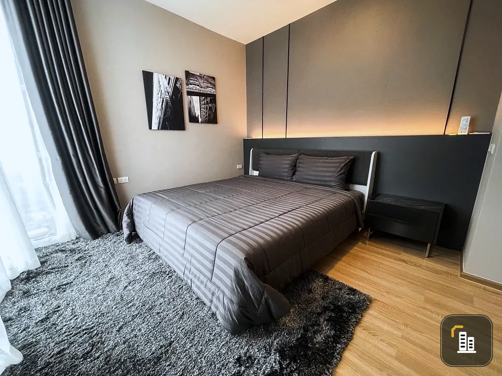 XT Phayathai for rent, a nice room, decorated in a cool theme, good location, comes with complete furniture and appliances. Reserve now!