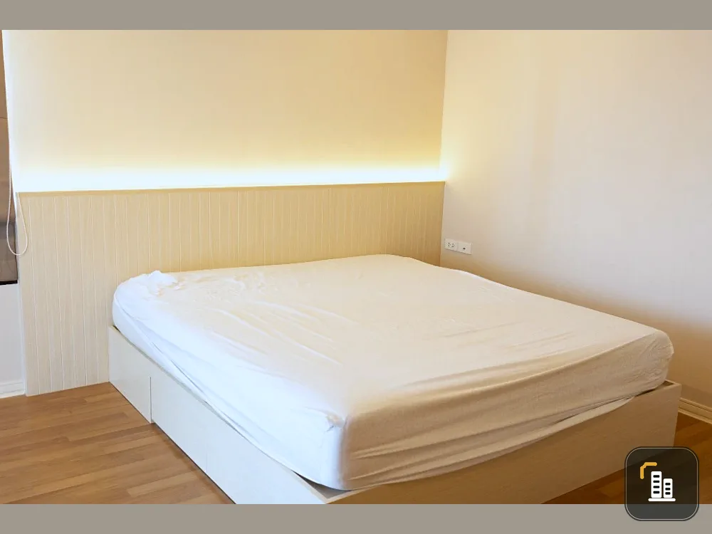 For sale: Lumpini Place Phahol-Sapankhwai, 2 bedrooms, corner unit, fully furnished, reserve now!