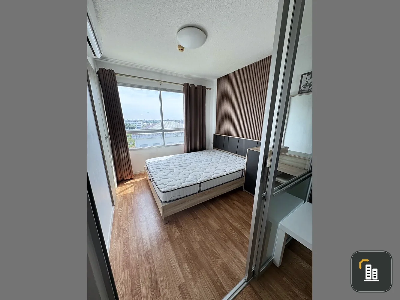 Urgent sale! Lumpini Condo, On Nut, Lat Krabang. 2 rooms, well separated. Great price. Don't miss it, you'll regret it later.