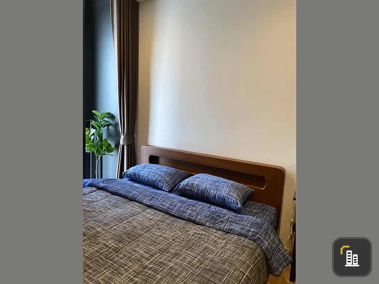 Noble Around Ari for rent, decorated in a Mid-Century Modern style, ready to move in immediately!