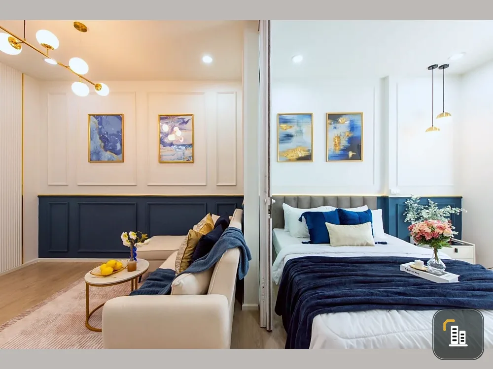 For sale: S1 Rama 9, beautifully decorated room, comes with all props and appliances as shown in the picture. Hurry and reserve now!
