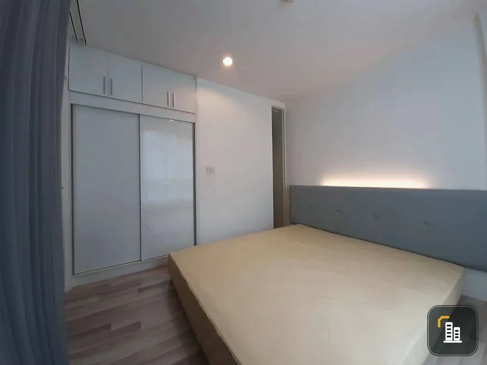 For rent: The Key Phahonyothin, ready-to-move-in room, fully furnished, just bring your own luggage and move in. Hurry and reserve now!