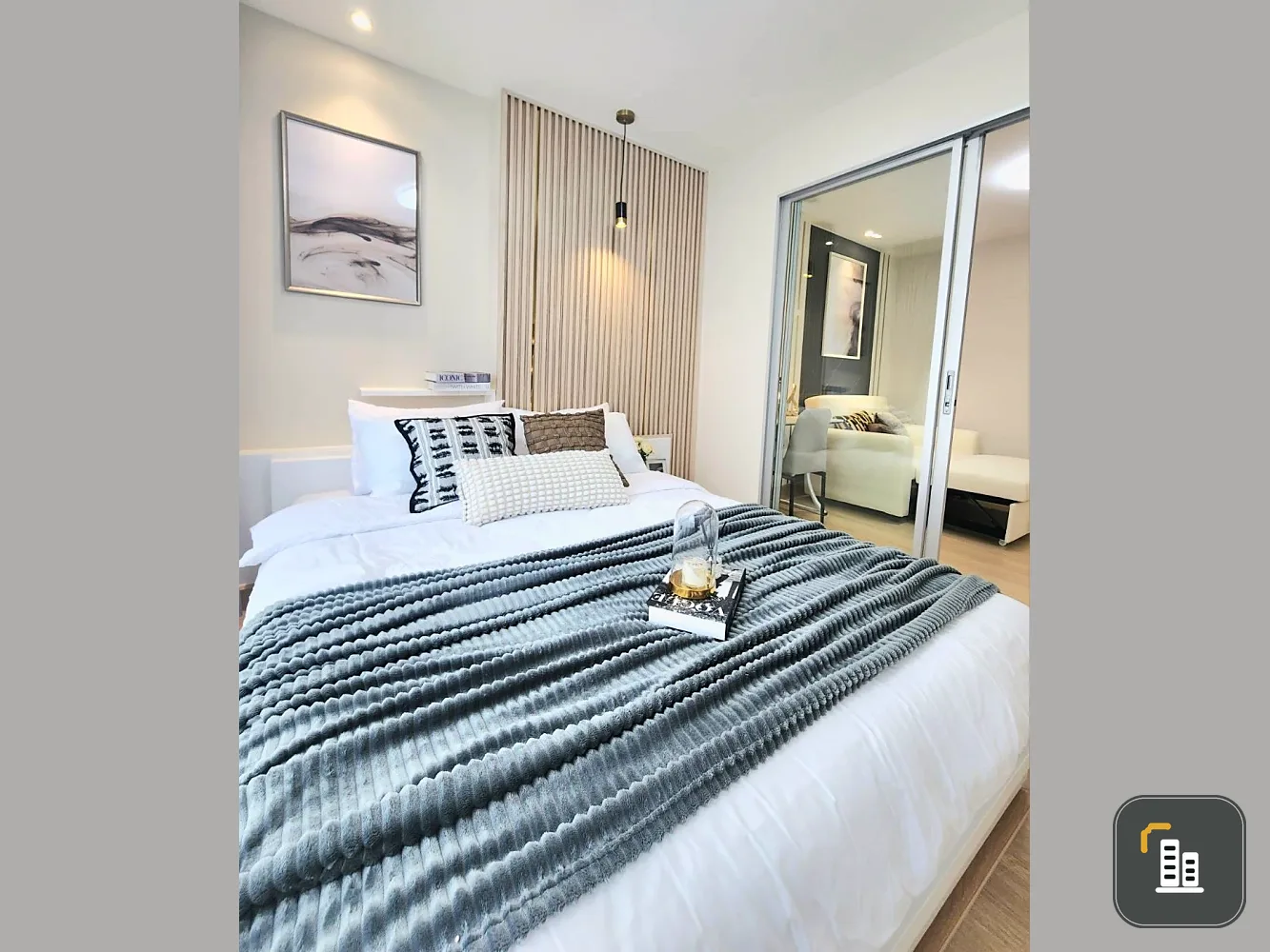 For sale: The Trust Residence Pinklao, a lovely room with furniture. Reserve now!!