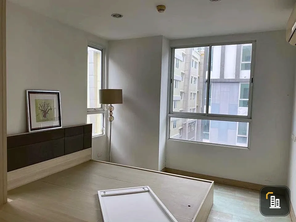For sale: Levo Ladprao 18, 6th floor, corner room, good breeze, good feng shui, spacious area, comfortable living. Interested? Reserve now!