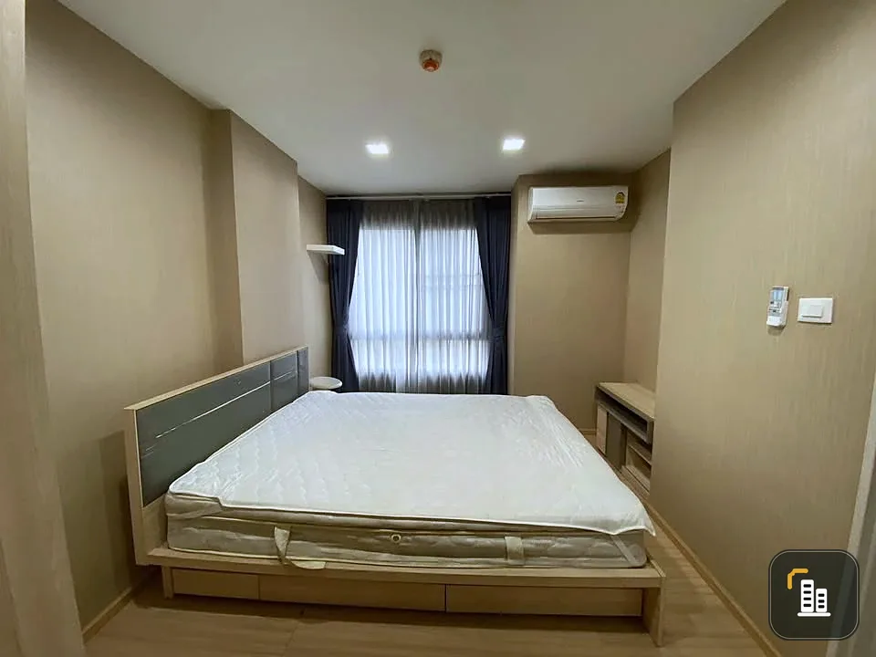 For sale: The Park at Prachachuen, near Dhurakij Pundit University. Fully furnished, ready to move in.