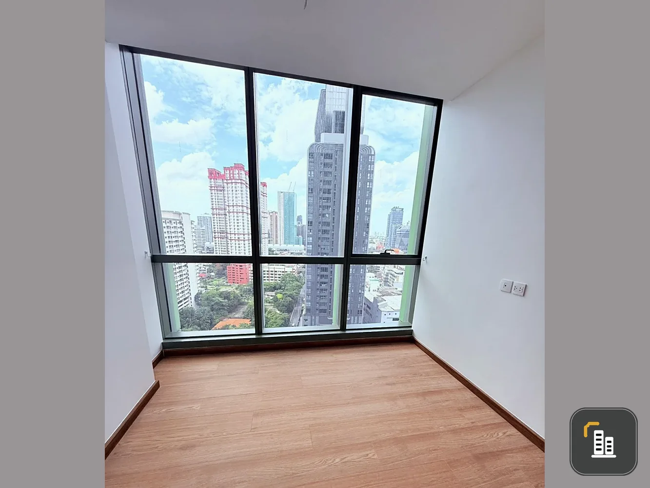 Wish Signature Midtown Siam for sale, ready to move in, fully furnished, high floor, reserve now.