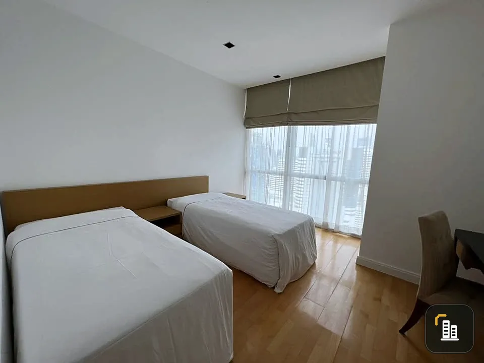 Athenee Residence for rent, high floor, ready to move in, fully furnished, spacious room, reserve now.