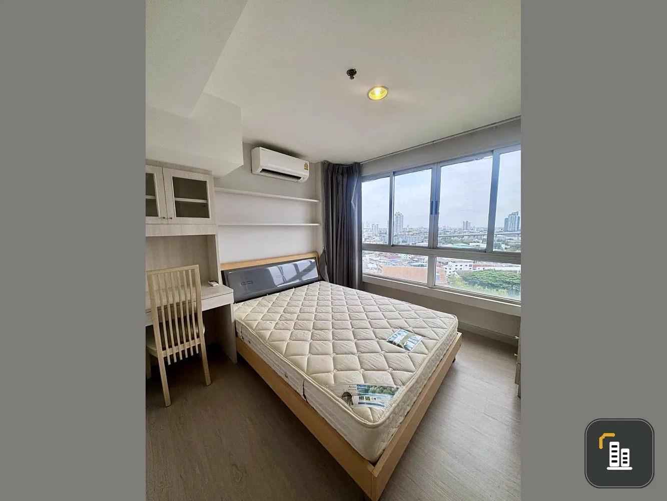 For rent: River Heaven, a luxury condo on the banks of the Chao Phraya River, next to Asiatique. Every room has a river view. You'll regret it if you