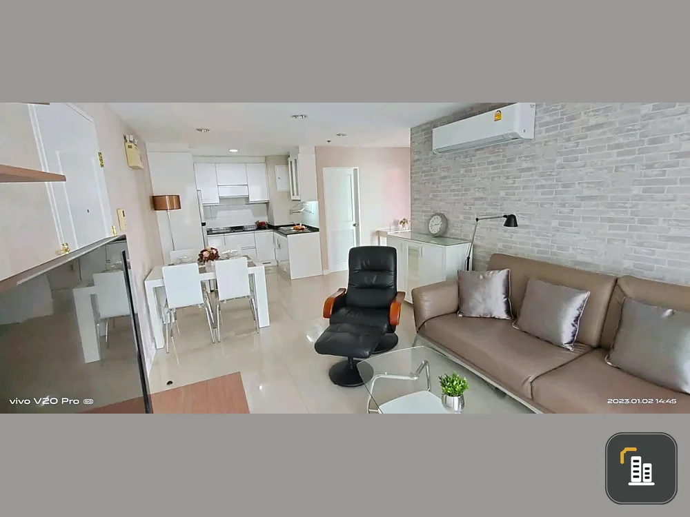 For sale: Serene Place Sukhumvit 24, 7th floor, nice room, fully furnished, ready to move in, reserve now, urgent!