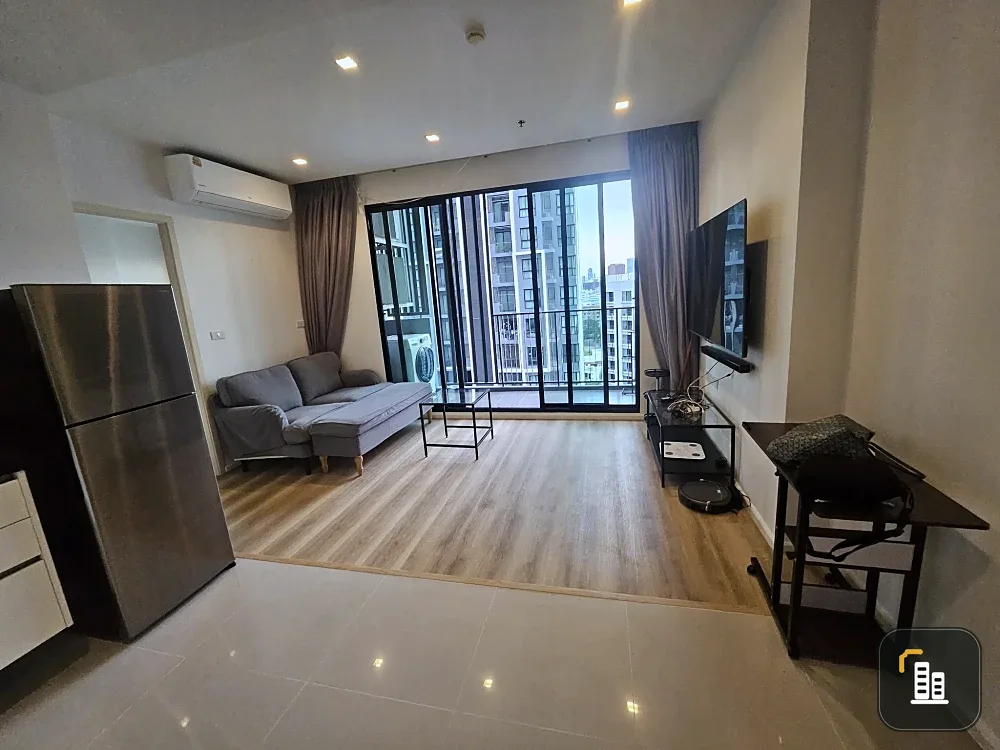 Quinn Ratchada 17 for sale, 1 bedroom, 1 bathroom, plenty of usable space, comes with complete amenities. Don't miss out on this great deal!