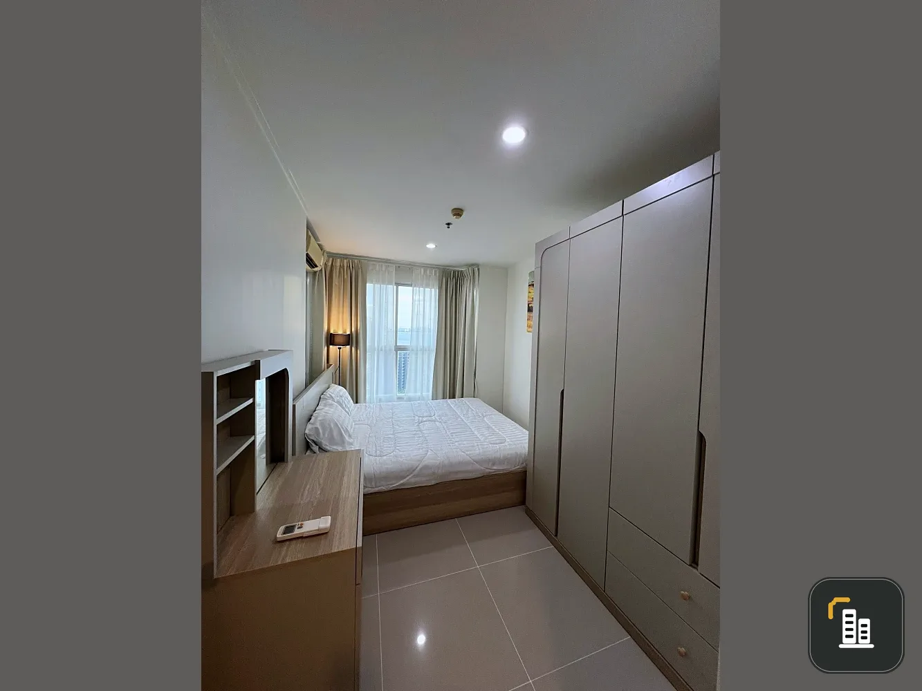 For sale: Lumpini Parkbeach Jomtien, 21st floor, sea view, fully furnished, ready to move in. Interested? Reserve now!