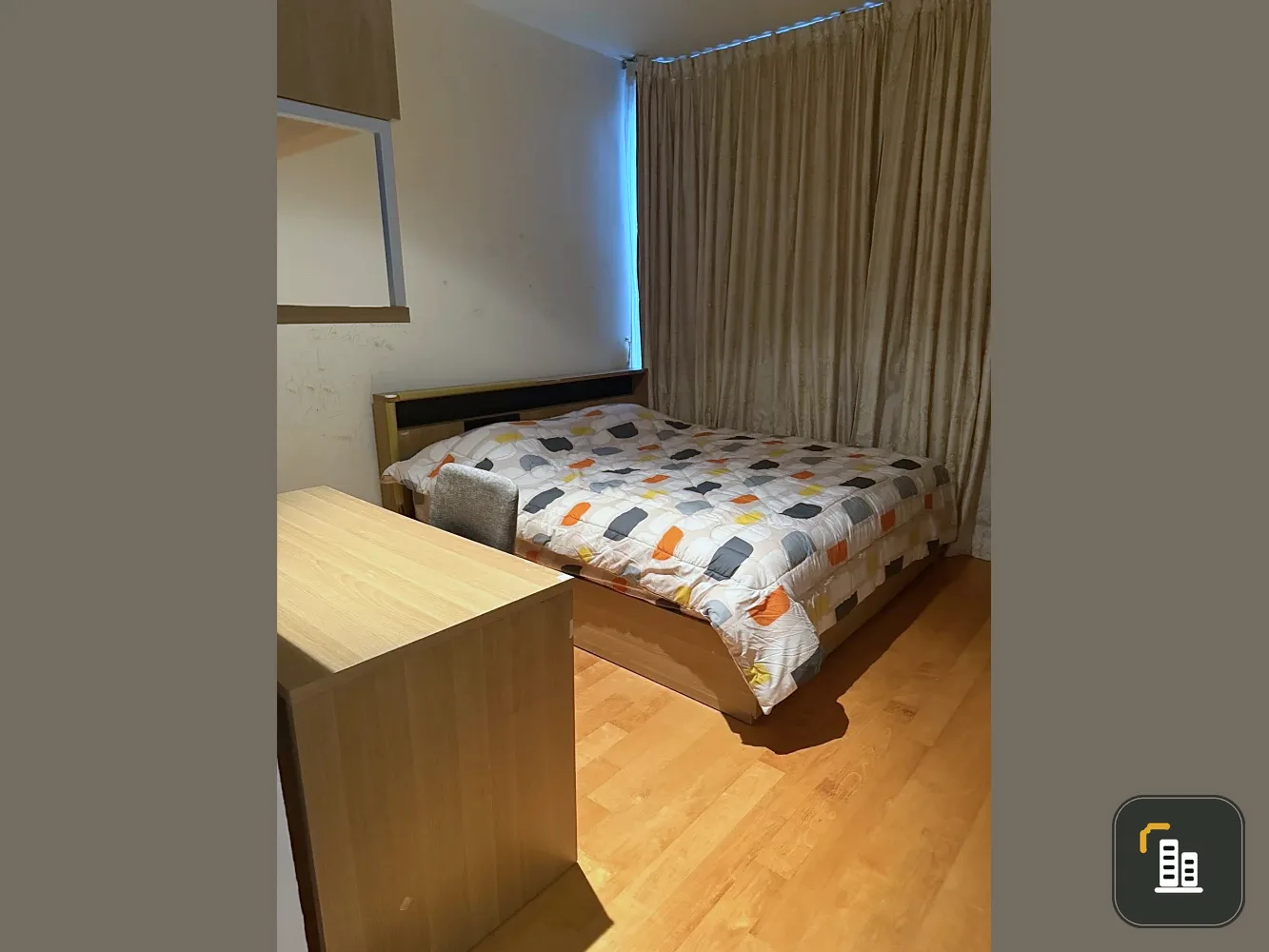 For sale: Villa Ratchadevi, corner room on the 40th floor, sunset view of the capital city, don't miss it.