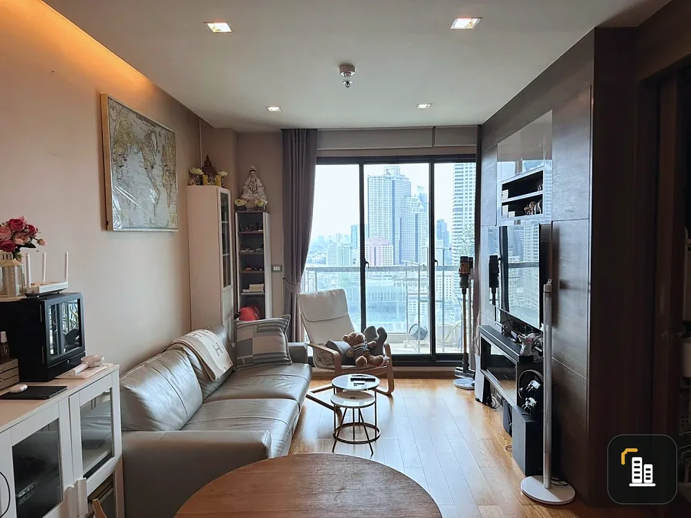 For sale: The Address Sathorn, spacious room with plenty of usable space, good location, beautiful city view from high floor, reserve now!