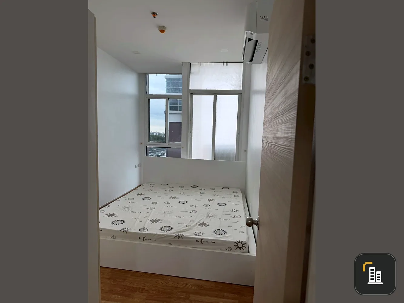 For sale or rent: The Coast Bangkok Sukhumvit-Bangna, next to BTS Bangna, fully furnished, ready to move in, surrounded by complete amenities.