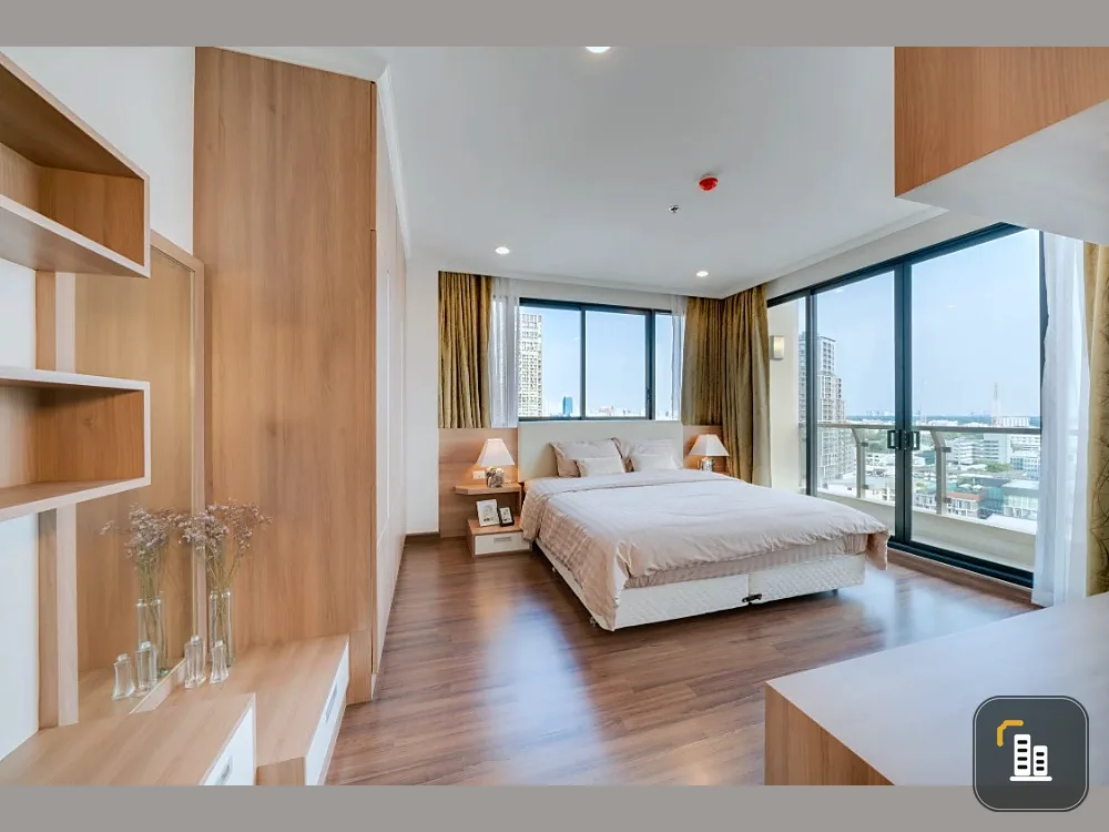 For rent Supalai Elite Sathorn Suanplu, 17th floor, fully furnished, nice room, interested, reserve now.