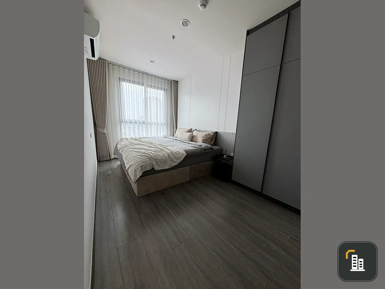 For rent: Ideo Sukhumvit - Rama 4, spacious room, lots of usable space, good location, beautiful view of the Chao Phraya River, reserve now!