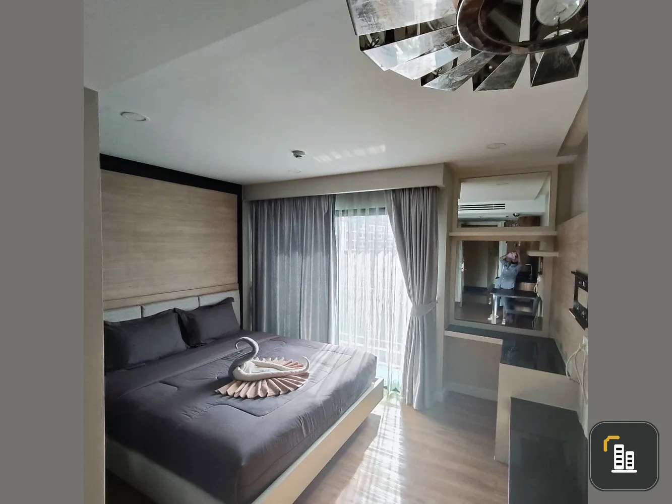 Dusit Grand Park for sale, a lovely room, fully furnished, comes with a great common area. Hurry and reserve now!