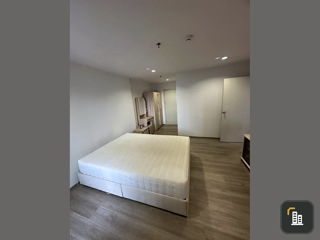 For sale: Regent Home Bangson Phase 2, 18th floor, combined room. Interested in owning one? Reserve now!